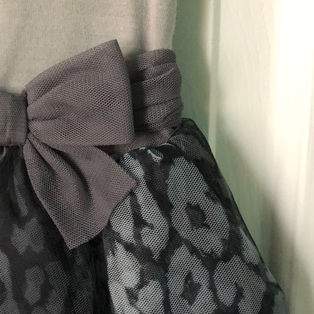 Dress - Picture 7 of 7